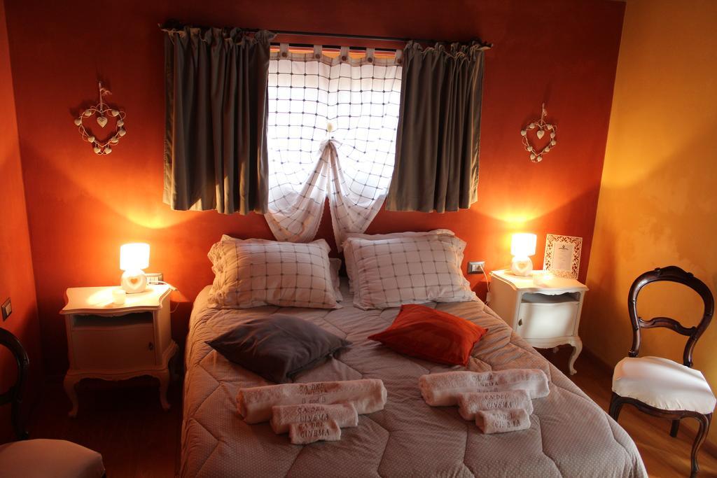 Holiday Home Ca' Del Cinema Mombercelli Δωμάτιο φωτογραφία
