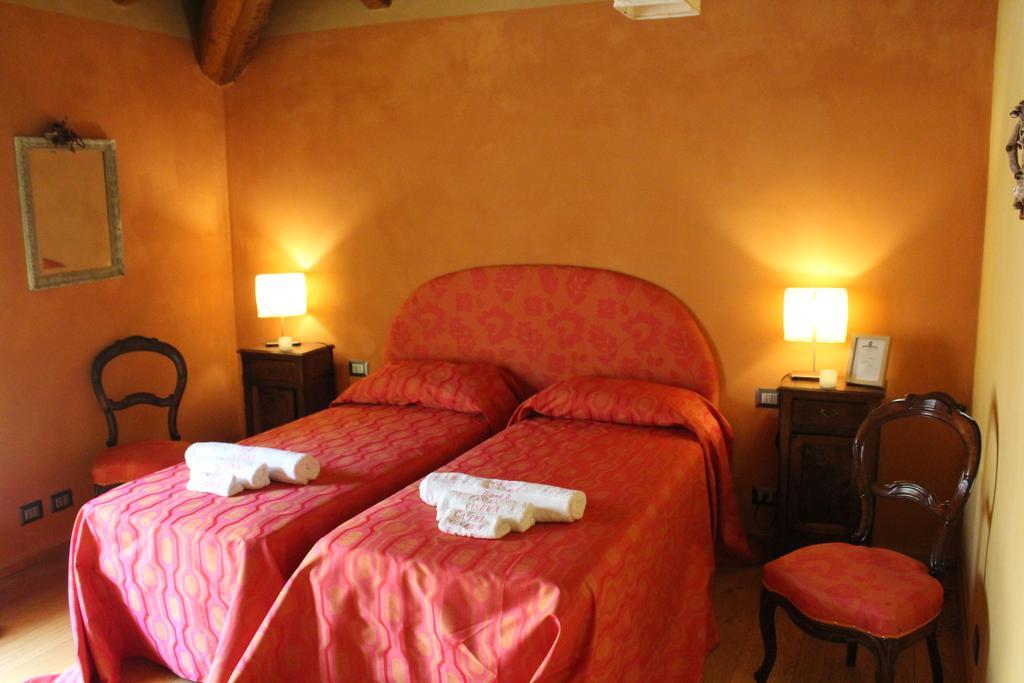 Holiday Home Ca' Del Cinema Mombercelli Δωμάτιο φωτογραφία
