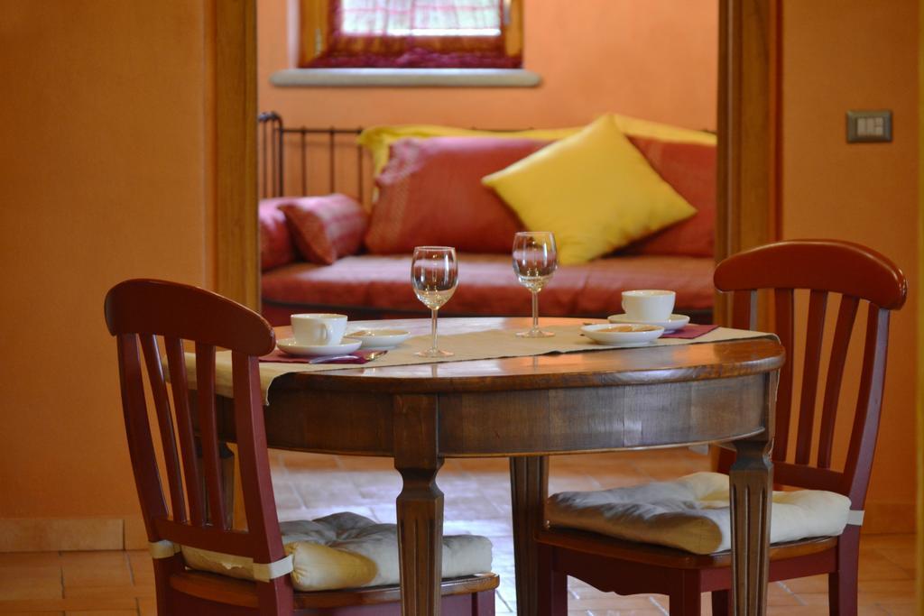 Holiday Home Ca' Del Cinema Mombercelli Εξωτερικό φωτογραφία
